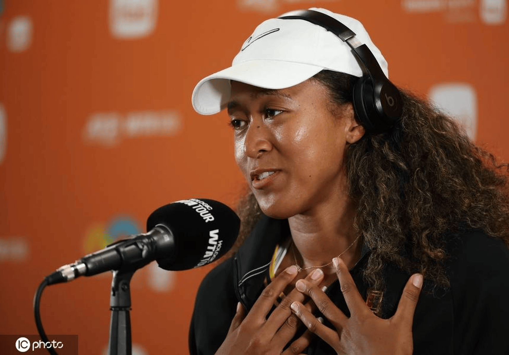 爆冷引发热议！，大坂直美在日本队比赛中持续失利上演精彩一战的简单介绍