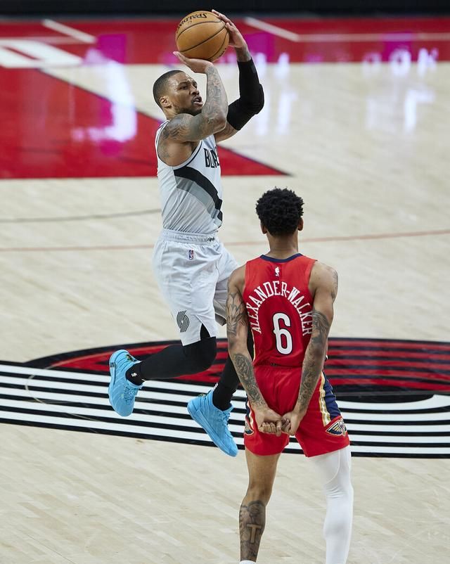 关于武汉三镇决赛险胜那不勒斯，利拉德砍下11记关键球，全场沸腾的信息